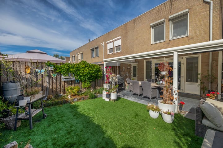 Foto 23 van Leliestraat 49