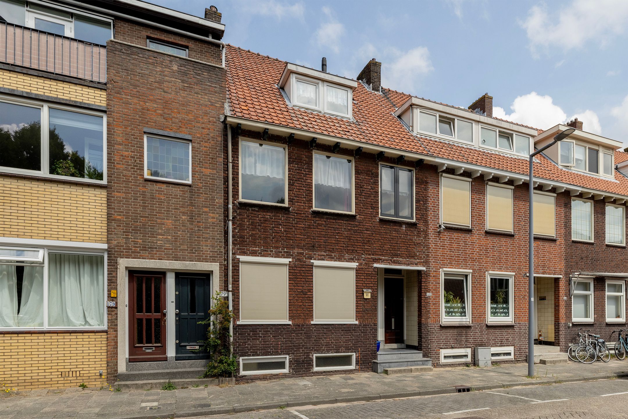 Photo 39 of Zestienhovensekade 183