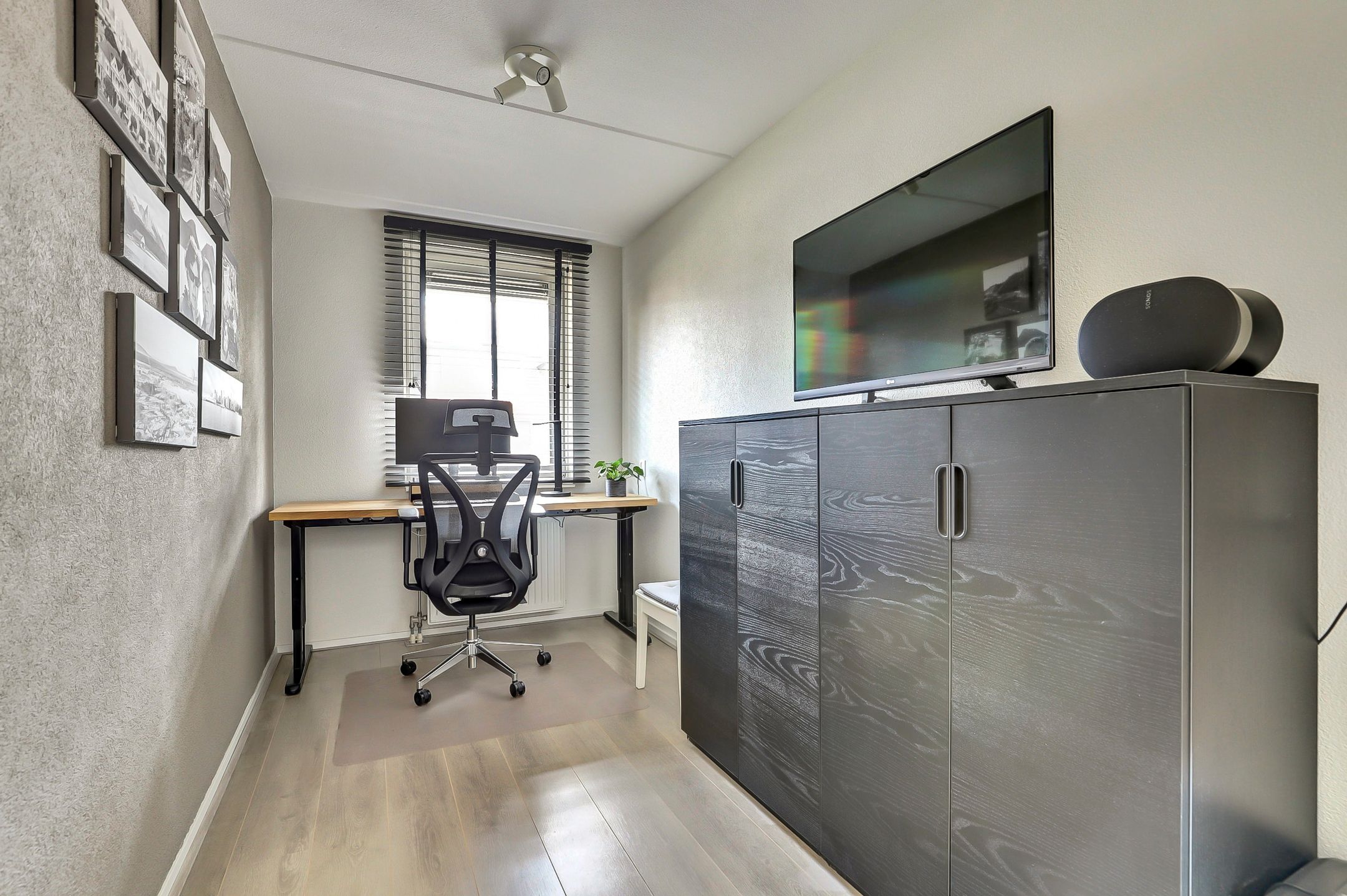 Photo 18 of Hoveniersweg 6