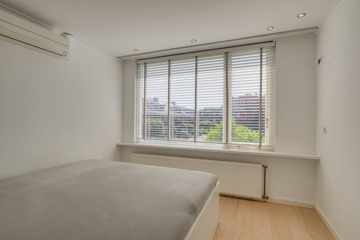 Foto 15 van van Lennepstraat 16