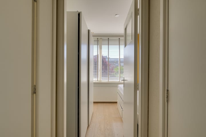 Foto 23 van van Lennepstraat 16