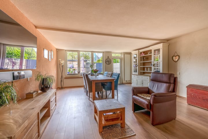 Foto 12 van Woubrechterf 14