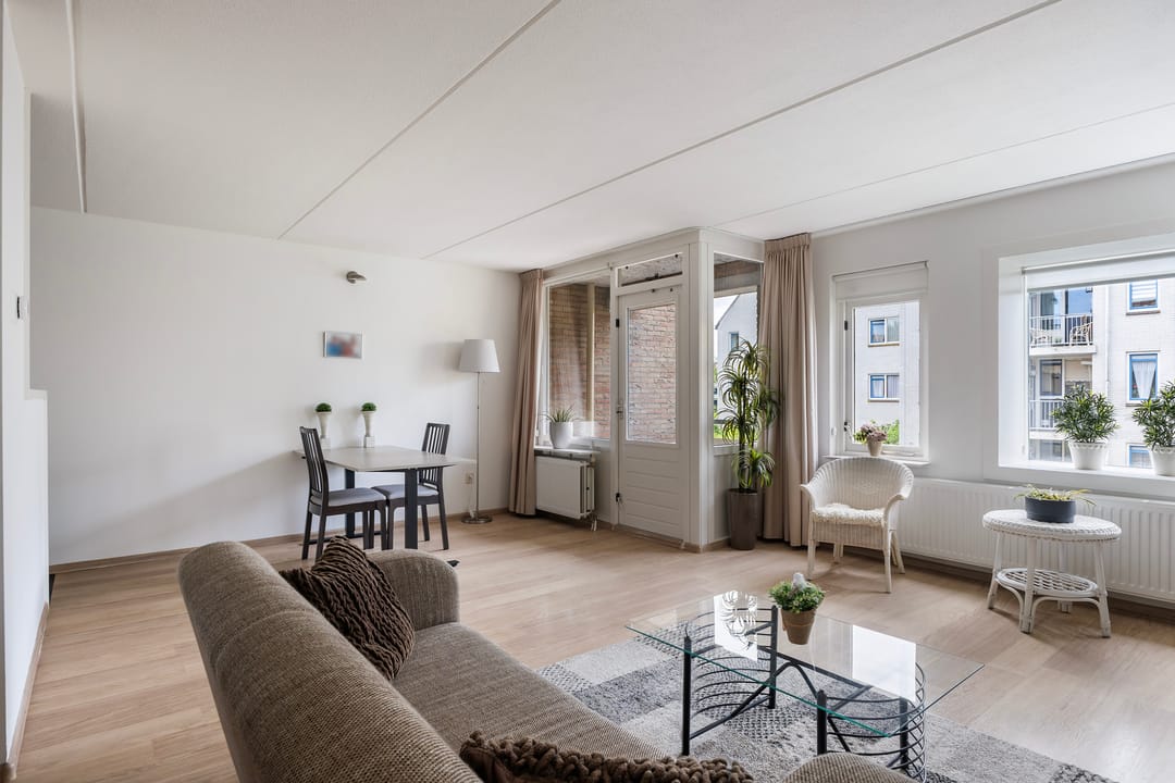 Photo 16 of Dekamastraat 18