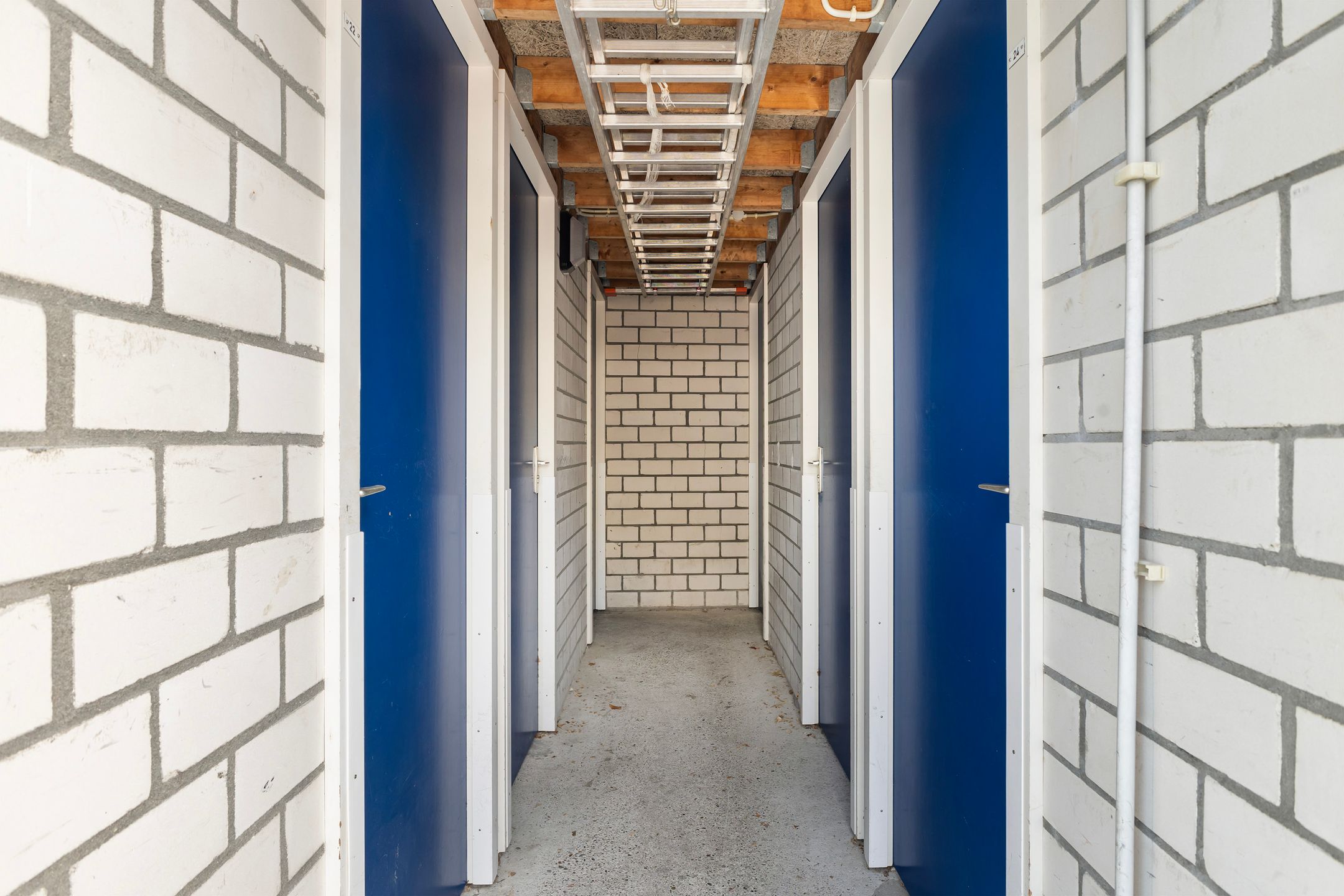 Photo 33 of Dekamastraat 18