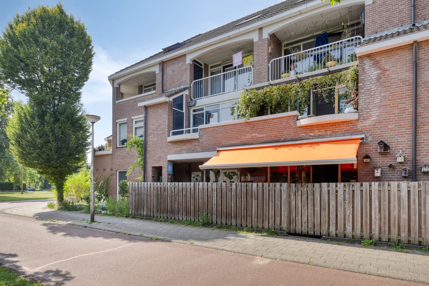 Photo 1 of Huzarenstraat 38