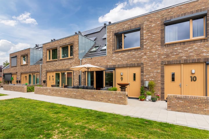 Photo 26 of Maximahof 9