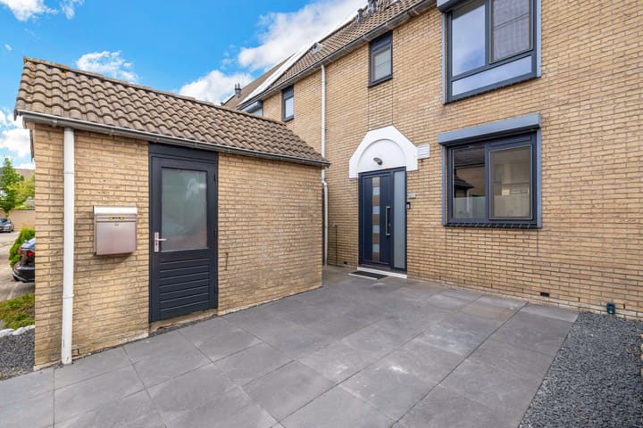 Foto 8 van Bouvignestraat 66