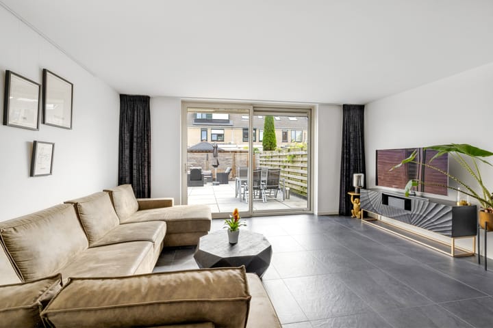 Foto 19 van Bouvignestraat 66