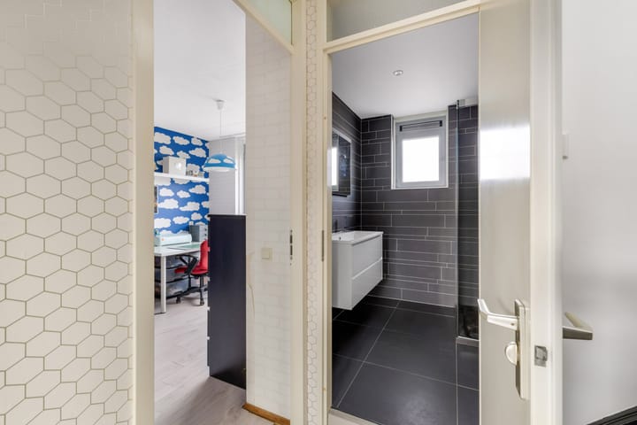 Foto 29 van Bouvignestraat 66