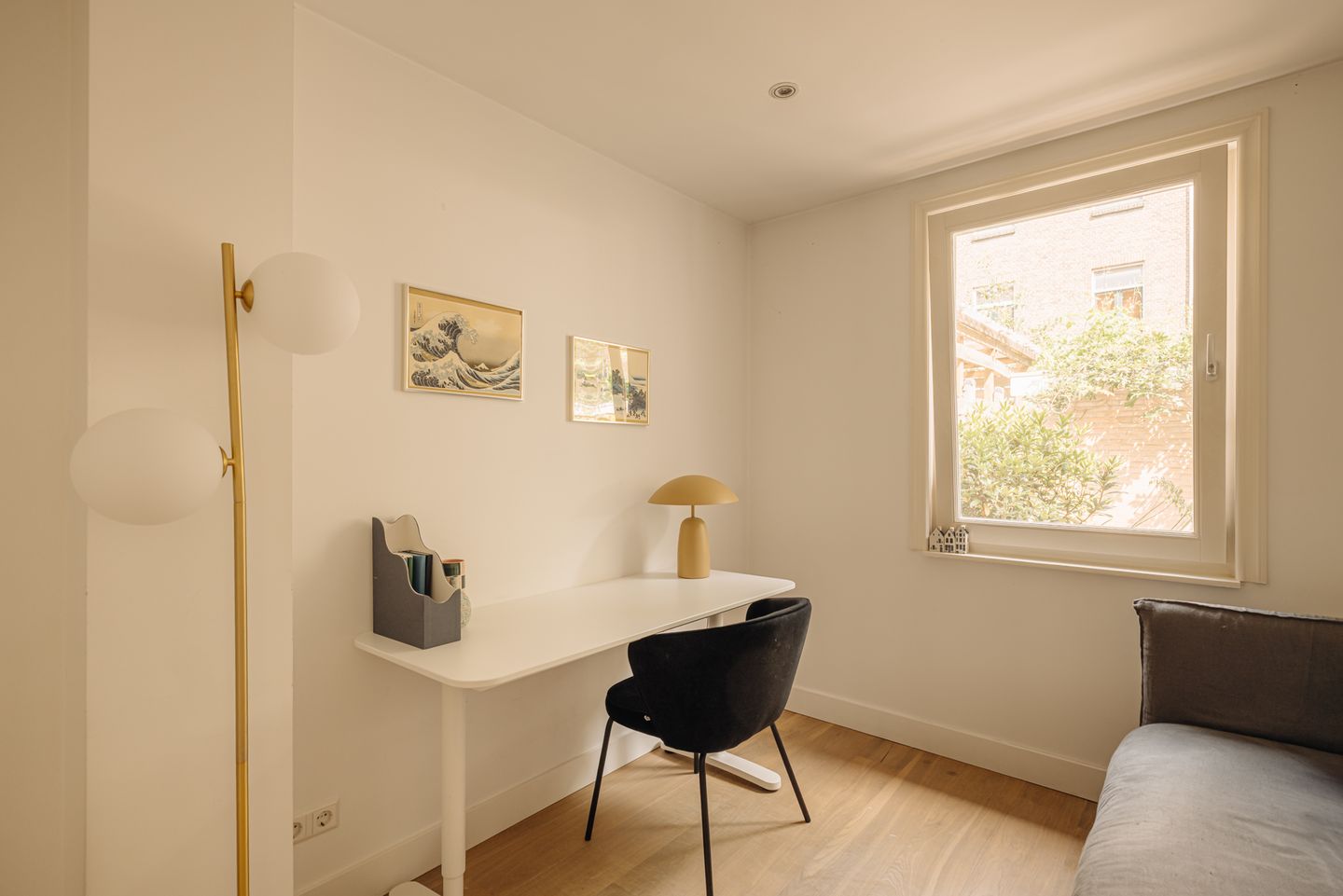 Photo 10 of Vincent van Goghstraat 23-A