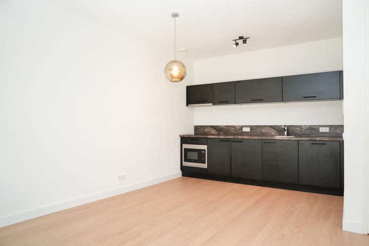 Photo 5 of Eindhovenseweg 24-A