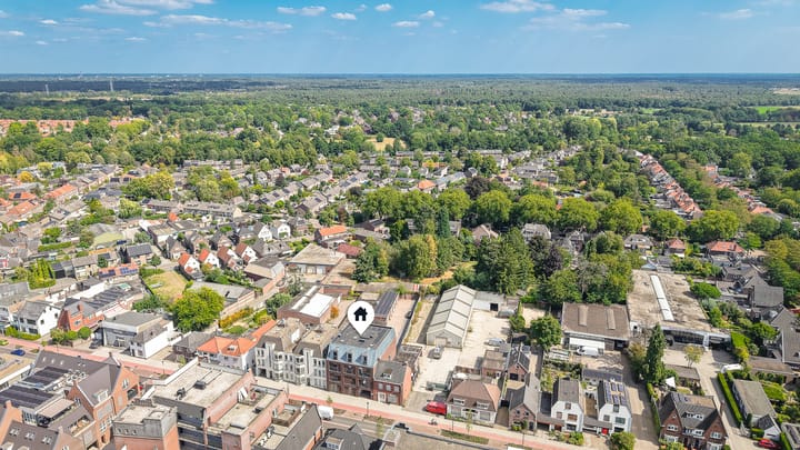 Photo 35 of Eindhovenseweg 24-A