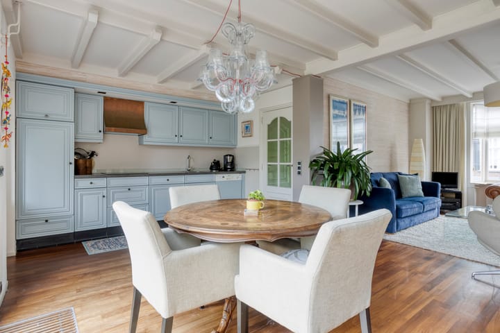 Photo 14 of Haarstraat 10