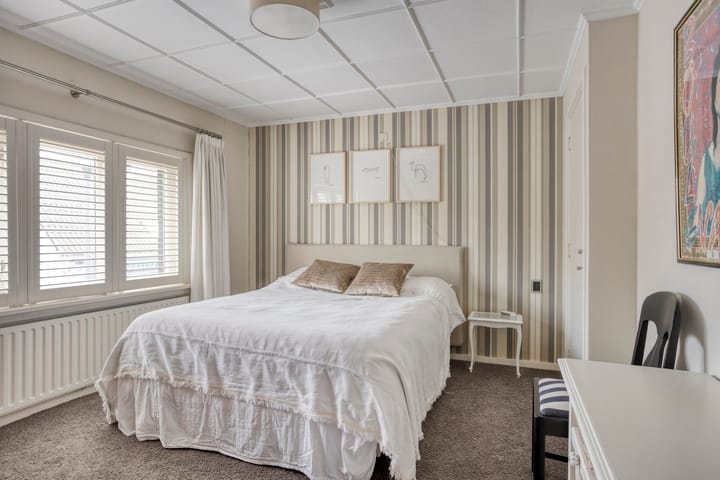 Photo 23 of Haarstraat 10