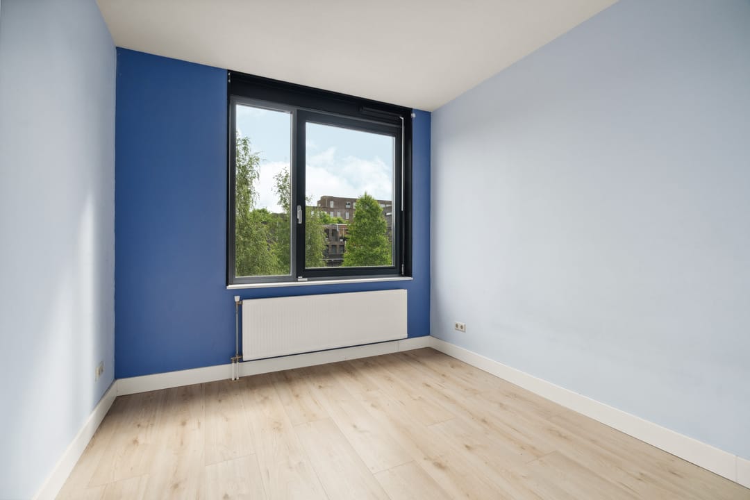 Foto 23 van Eva Besnyöstraat 543