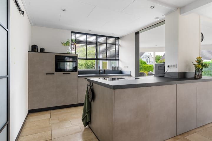 Foto 9 van Mercuriusbaan 2