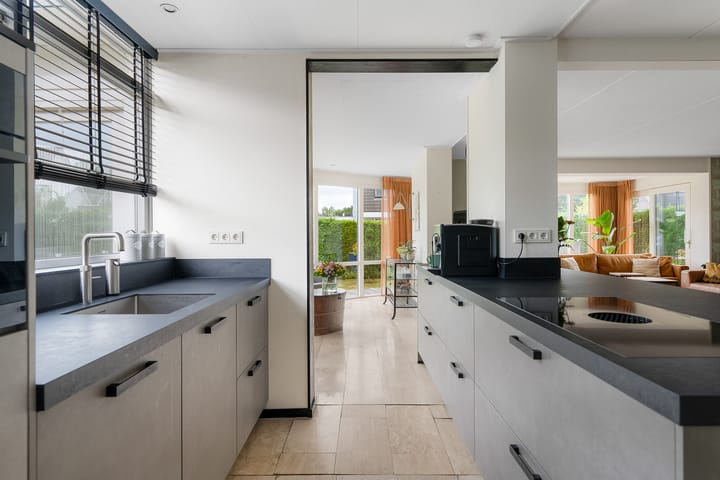 Foto 10 van Mercuriusbaan 2