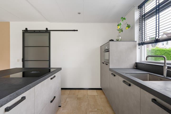 Foto 11 van Mercuriusbaan 2