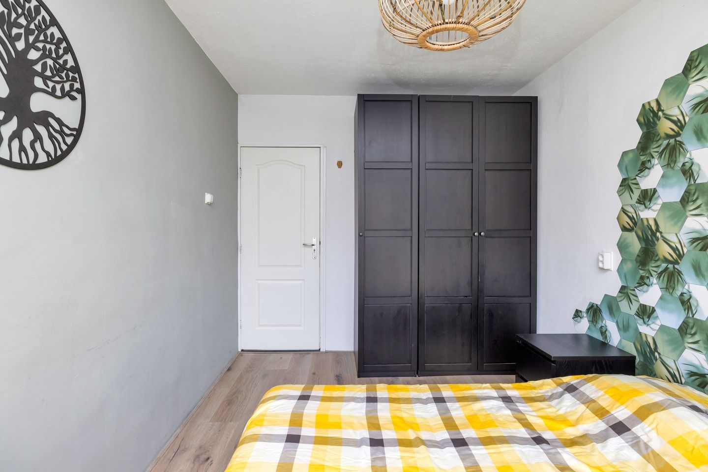 Photo 40 of Vennecoolstraat 55