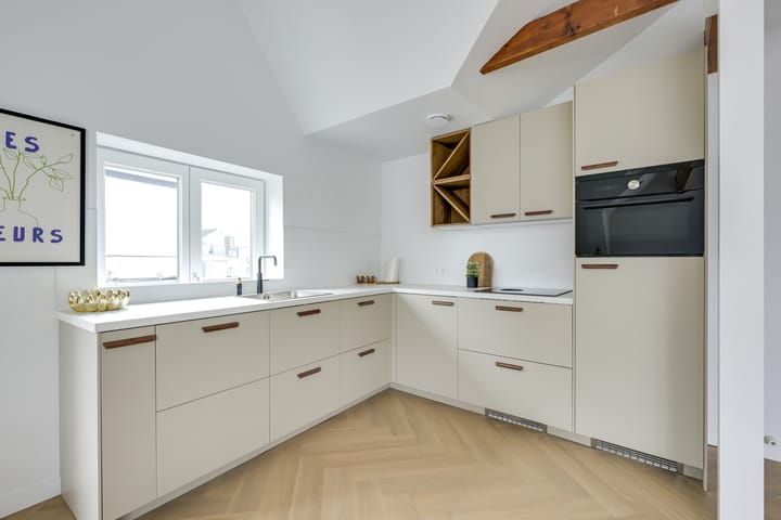 Foto 10 van Dorpsplein 6-A