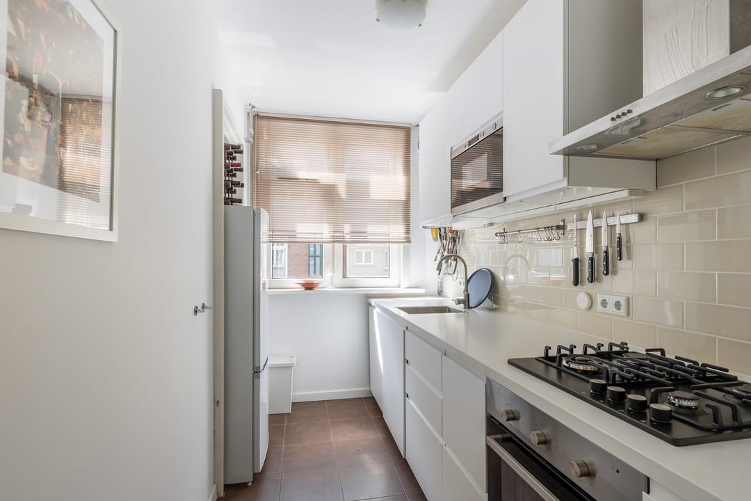 Foto 11 van Van Houtenstraat 26-B