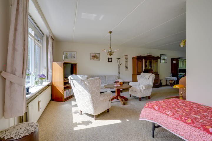 Foto 11 van Dr. Arienslaan 15