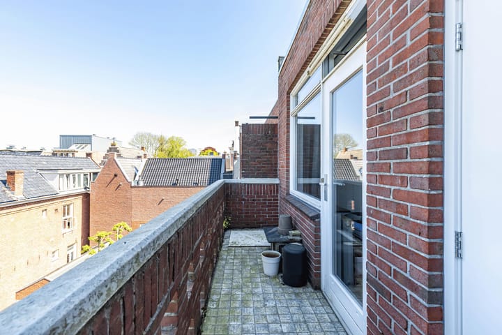 Foto 22 van Ubbo Emmiussingel 47-F