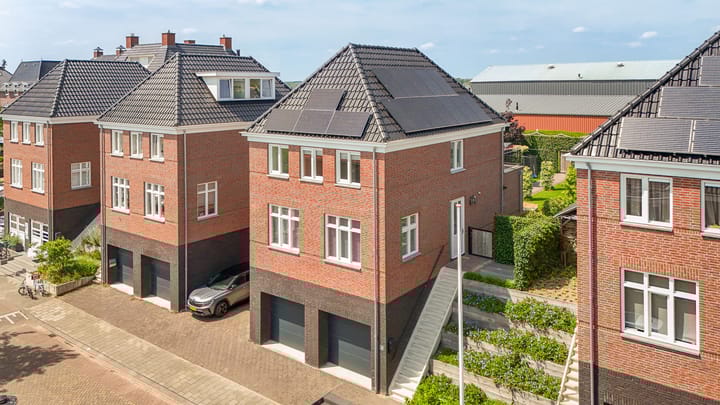 Foto 2 van Doornroosjestraat 13