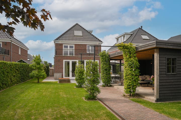 Foto 5 van Doornroosjestraat 13