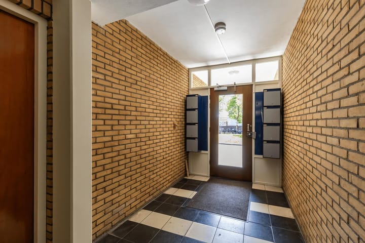 Foto 43 van Ubbo Emmiussingel 47-F