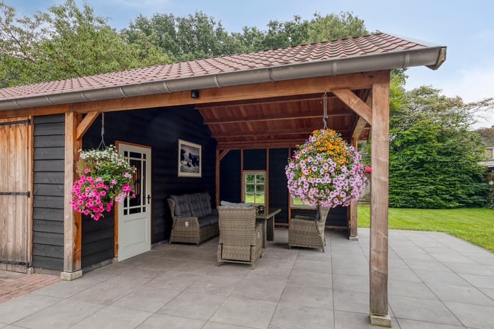 Foto 39 van Larenseweg 96