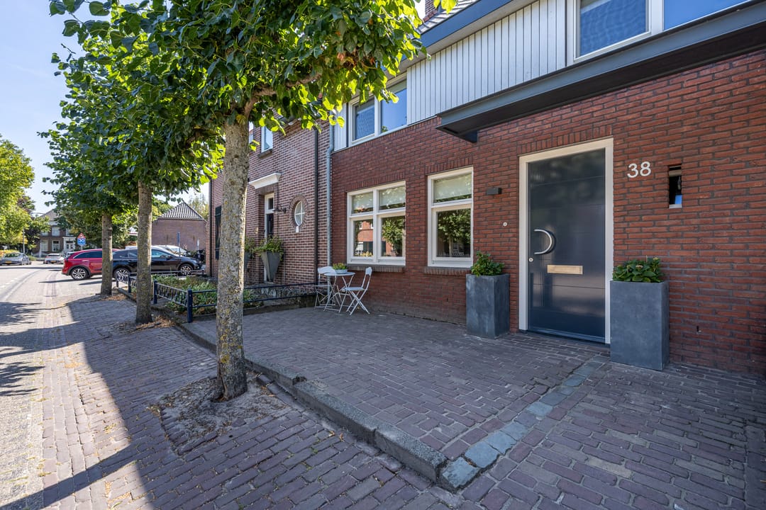 Photo 2 of Hoogstraat 38