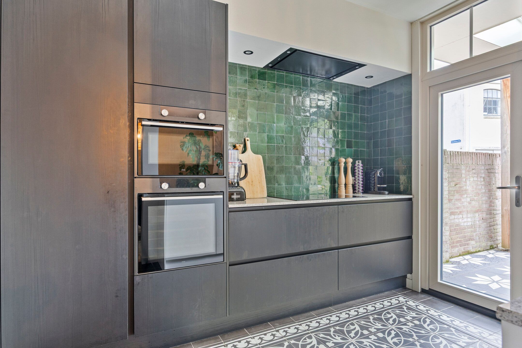 Photo 15 of Sloetstraat 64