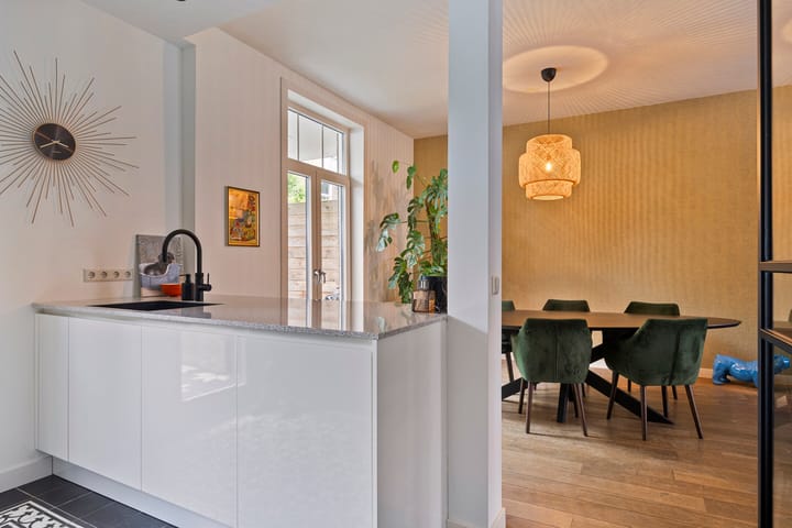 Foto 16 van Sloetstraat 64