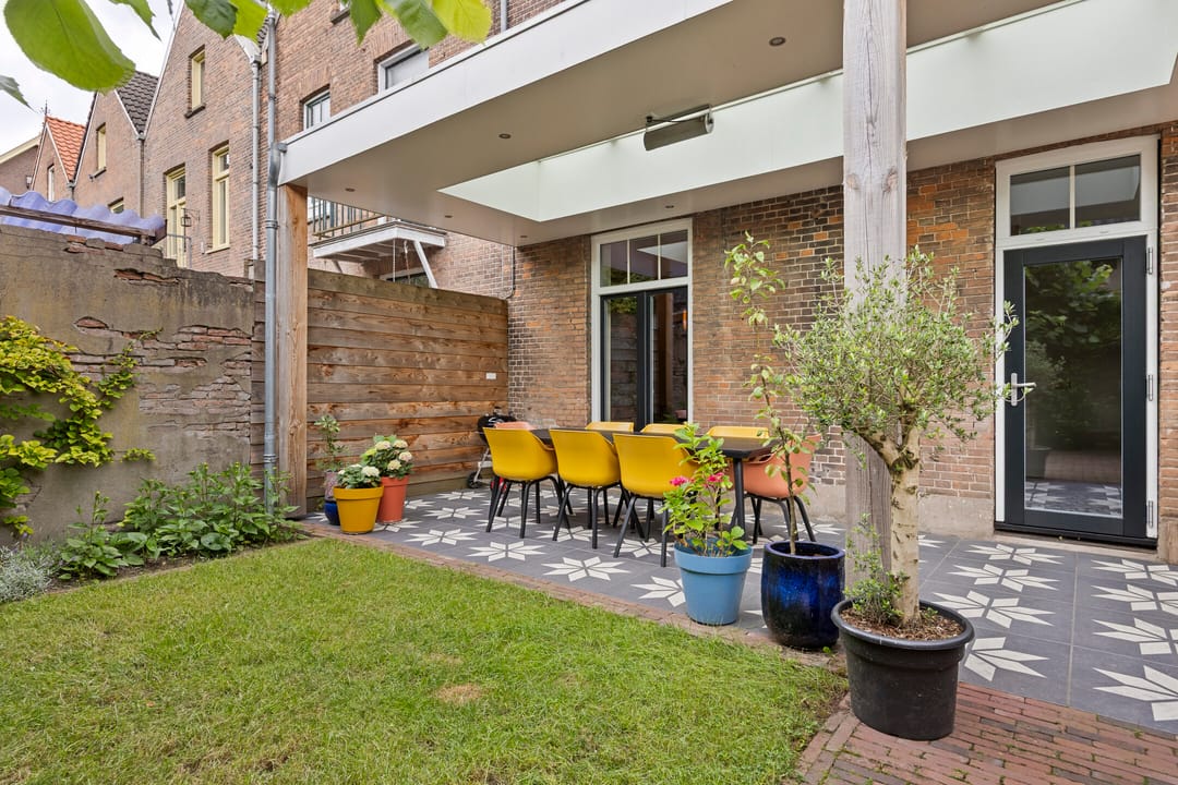 Photo 41 of Sloetstraat 64