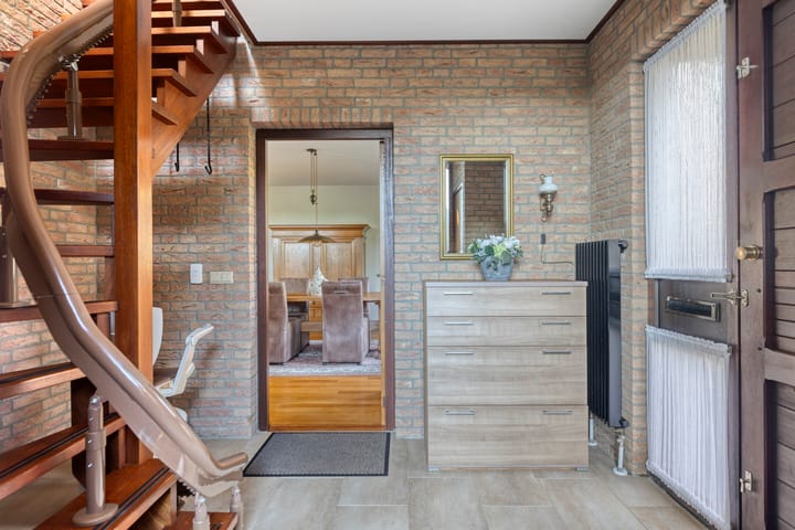 Foto 7 van Begoniastraat 2