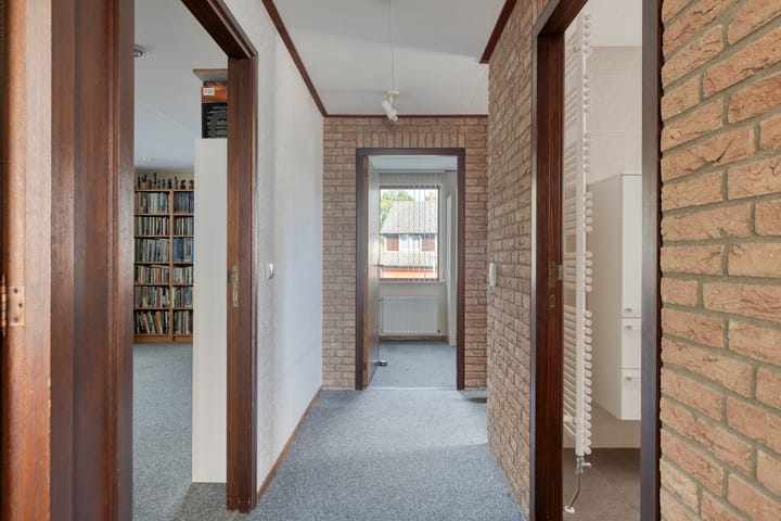 Foto 16 van Begoniastraat 2