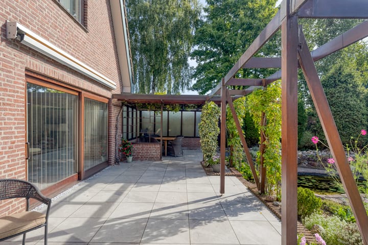 Foto 39 van Begoniastraat 2