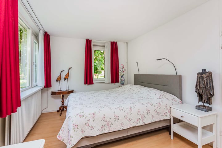 Photo 23 of Romeolaan 10