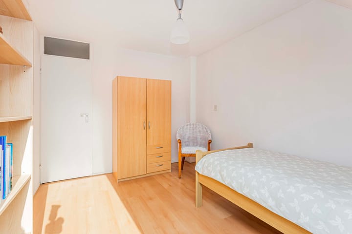 Photo 27 of Romeolaan 10