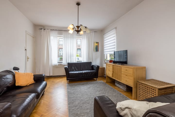 Photo 6 of Dorpstraat 35