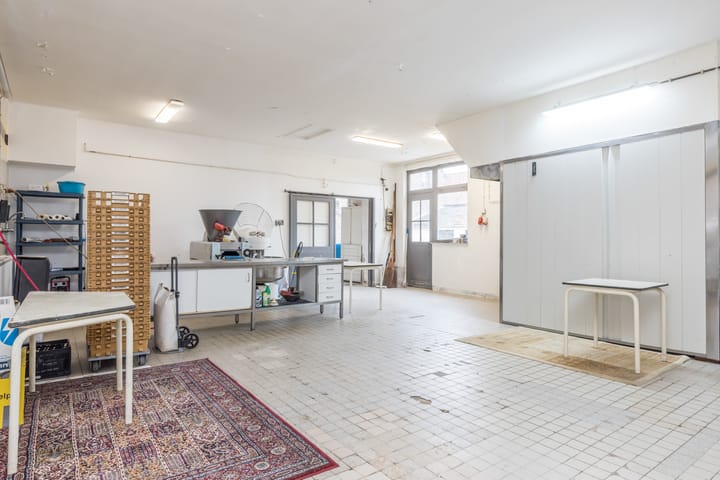 Photo 28 of Dorpstraat 35