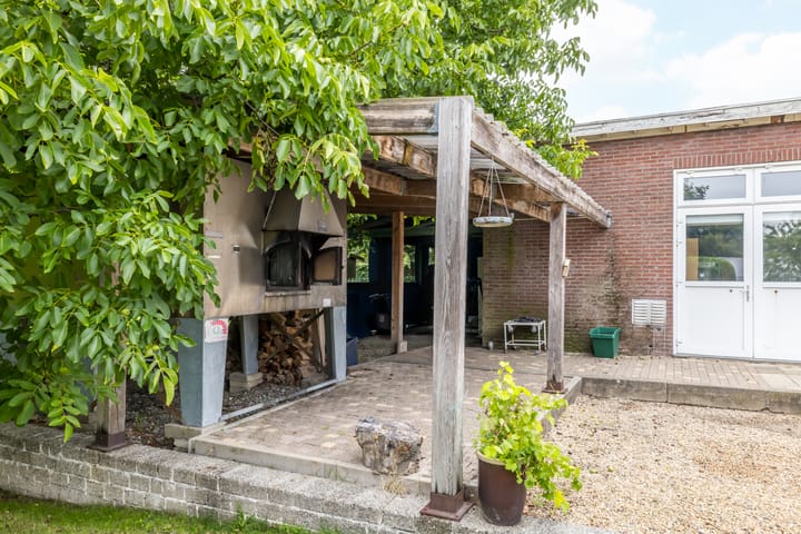 Photo 37 of Dorpstraat 35