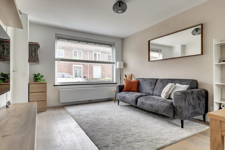 Photo 10 of Heer Arnoldstraat 25