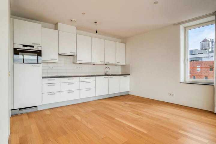 Foto 6 van Landverhuizersplein 35