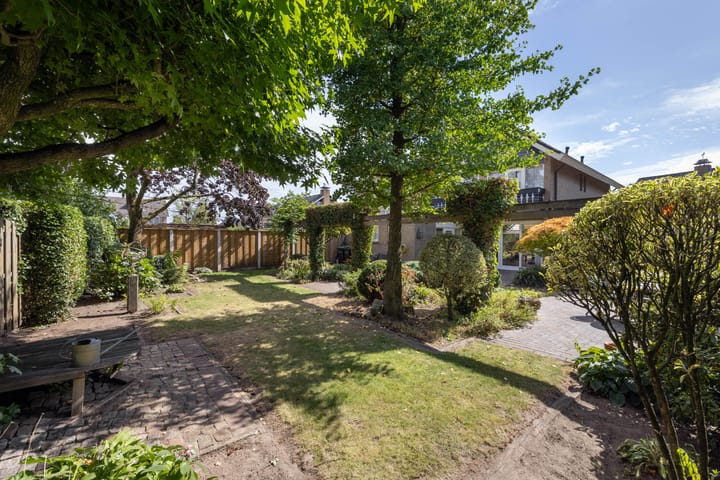 Foto 27 van de Teilen 10