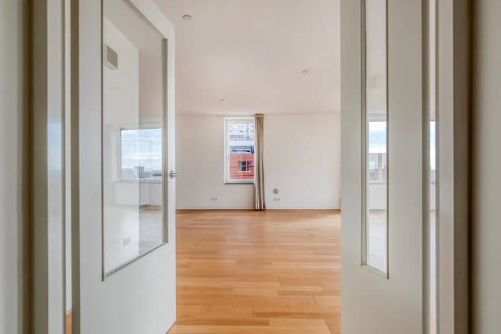 Foto 13 van Landverhuizersplein 35