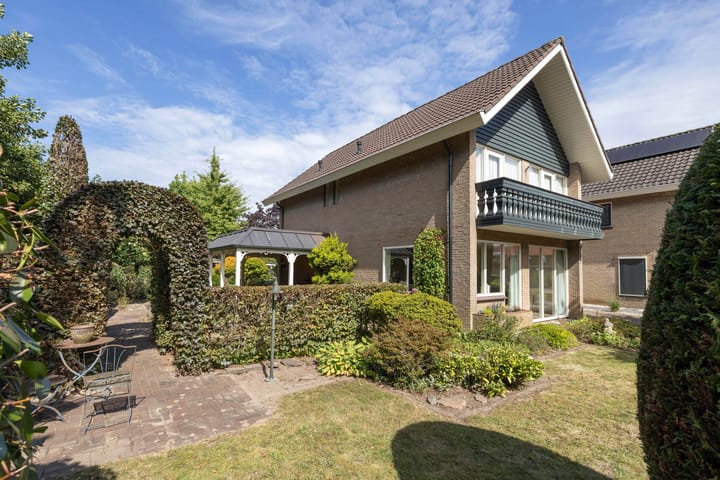 Foto 34 van de Teilen 10