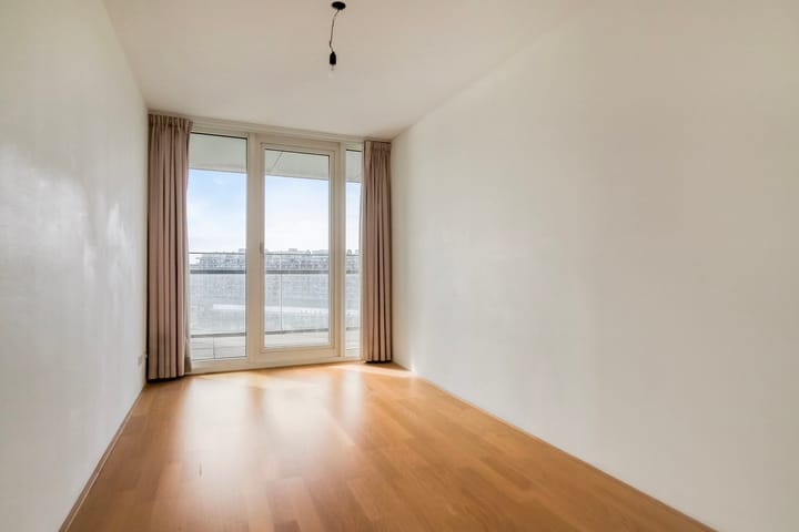 Foto 16 van Landverhuizersplein 35