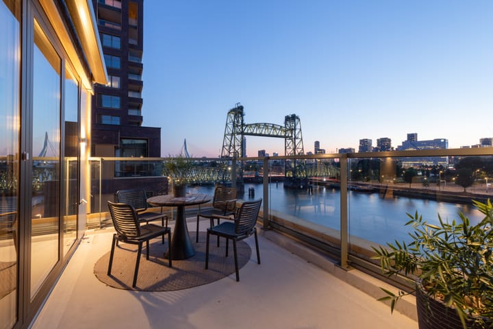 Foto 38 van Nassaukade 24-S